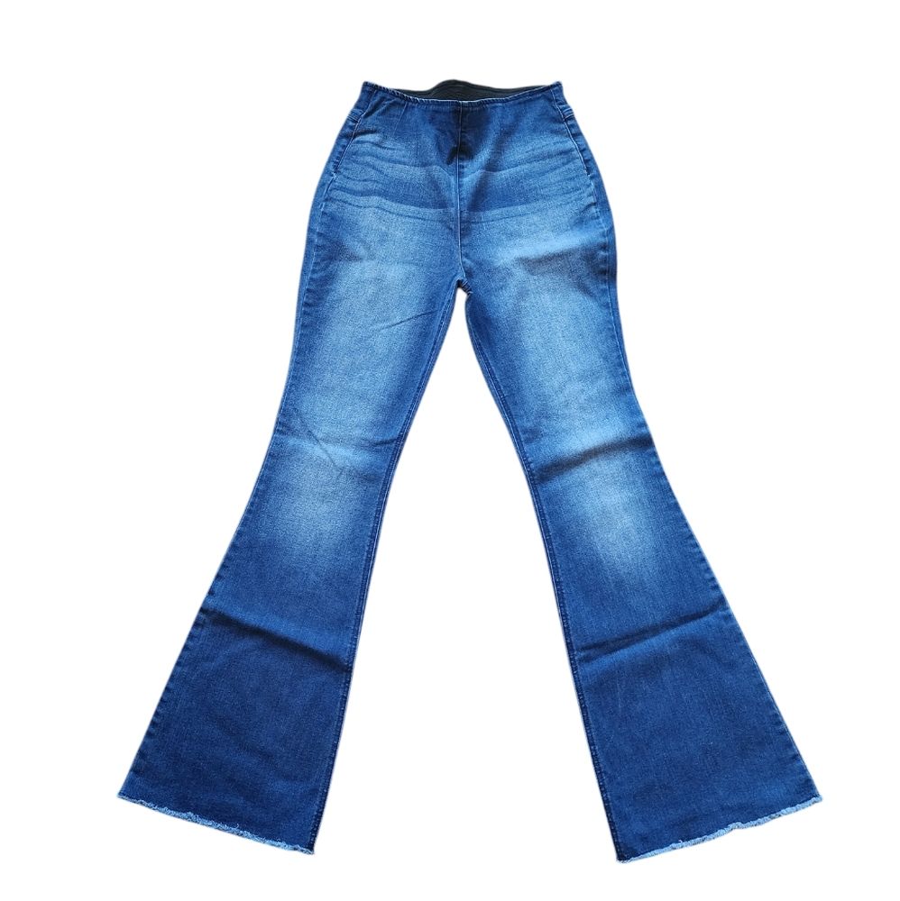 Boutique Style Flair Stretchy Jeans Medium (J-102)